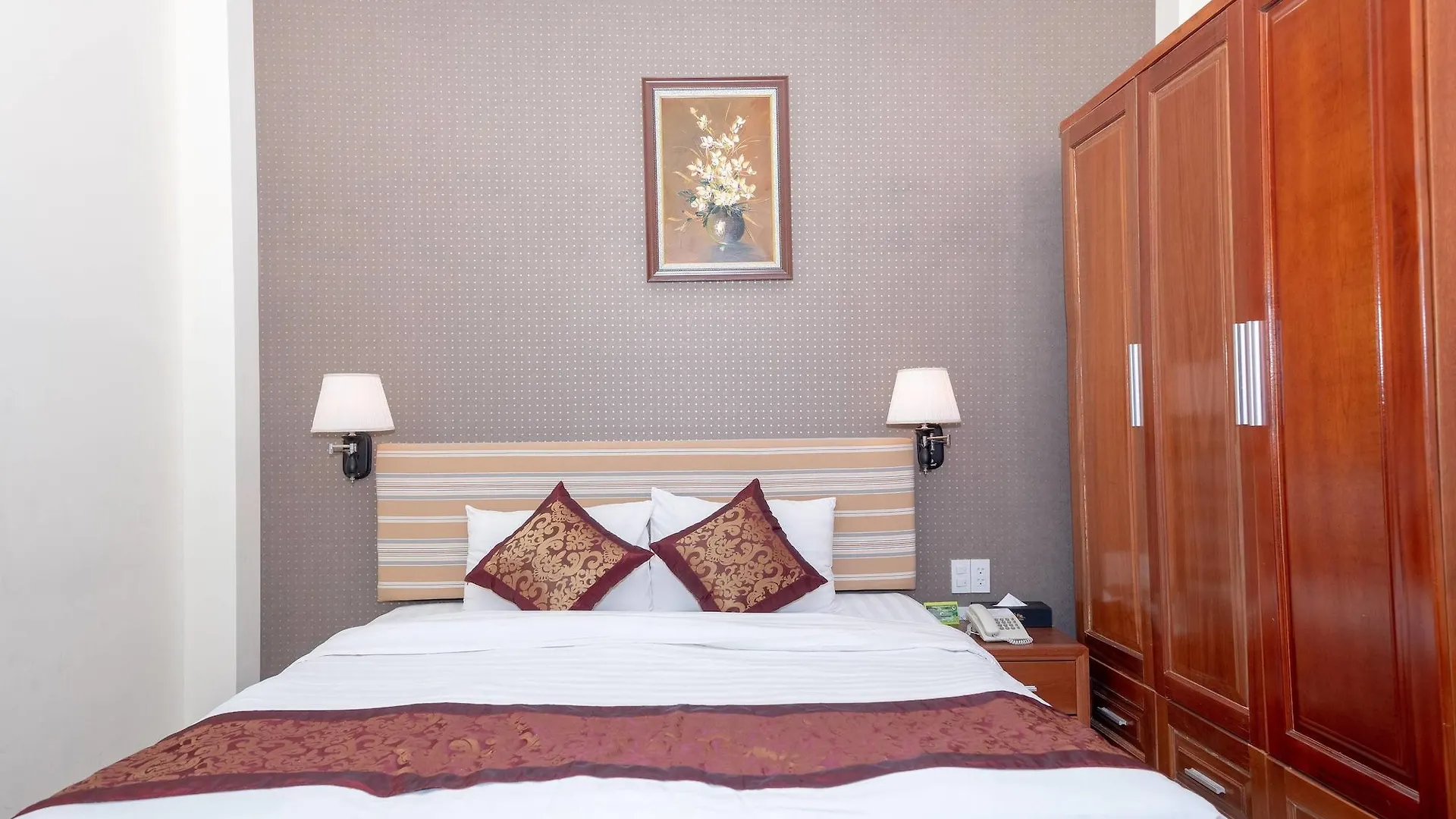 Airport Saigon Hotel - Gan Am Thuc Dem Cho Pham Van Hai Ho-Chi-Minh-Stadt