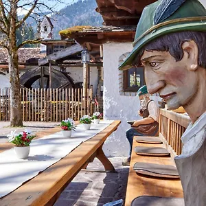 appartements-gasthof-schleifmuhle-unterammergau.com-bavaria.com/